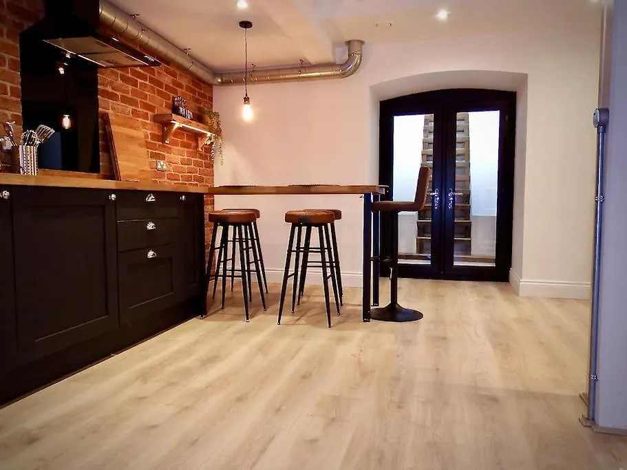 Newly Renovated Stunning Warehouse Apartment Bournemouth
