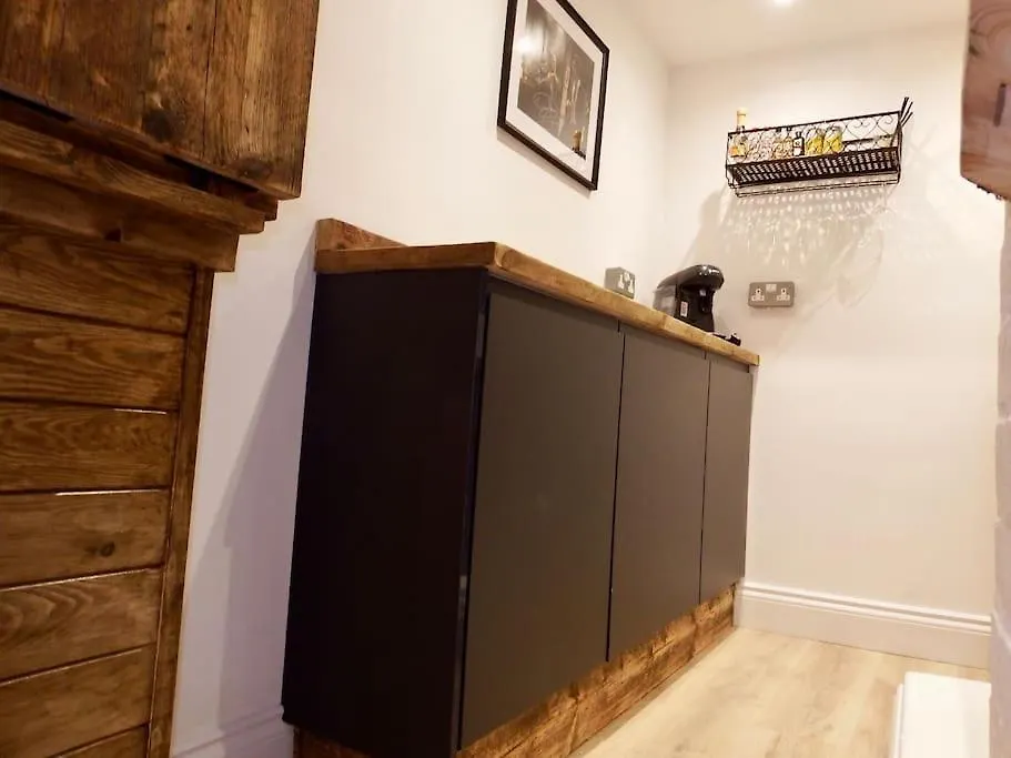Newly Renovated Stunning Warehouse Apartment Bournemouth
